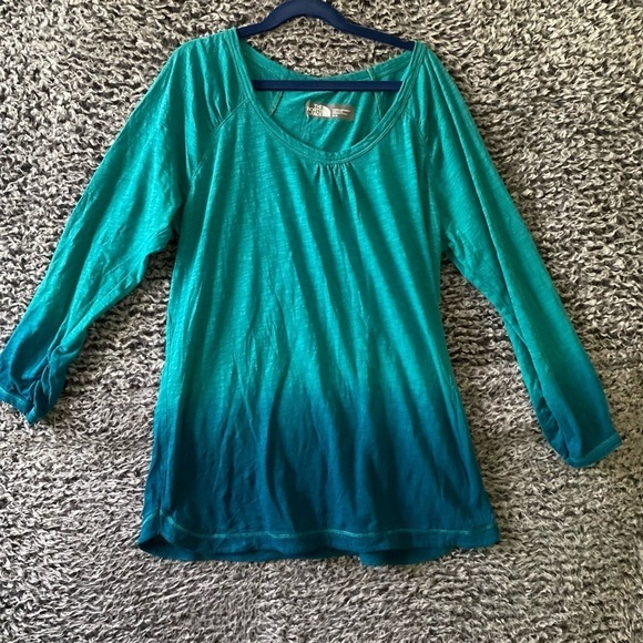 Tops - The North face Dark Autumn T Shirt long Sleeve Rush sleeveless Size Medium